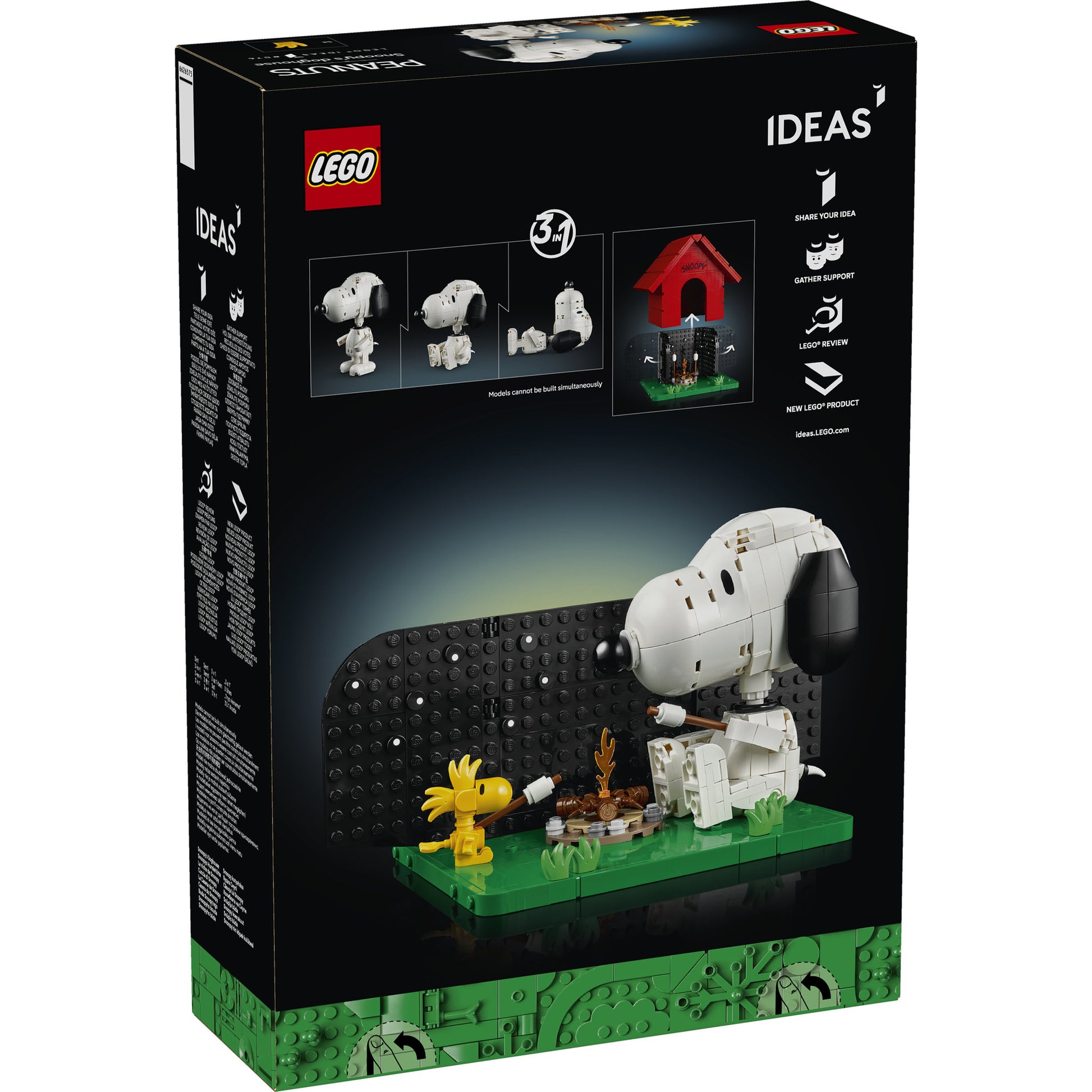 LEGO 21368 Ideas Peanuts: Snoopy's Doghouse Set in packaging