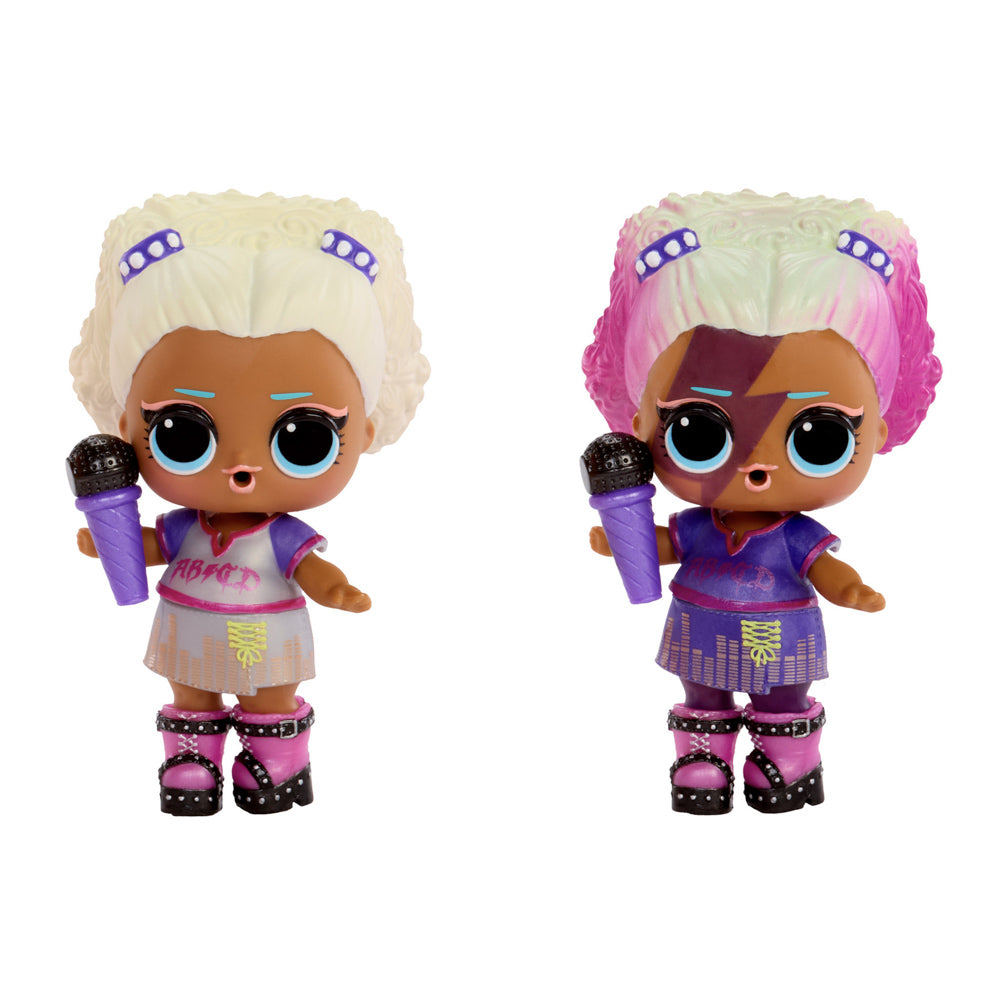 Dolls change colour with water