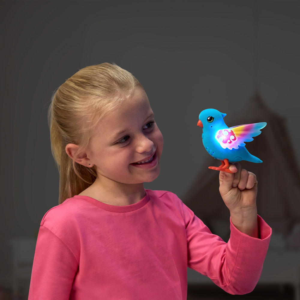 Little Live Pets Lil' Bird - Pango - Tweeting Singing Toy Bird.