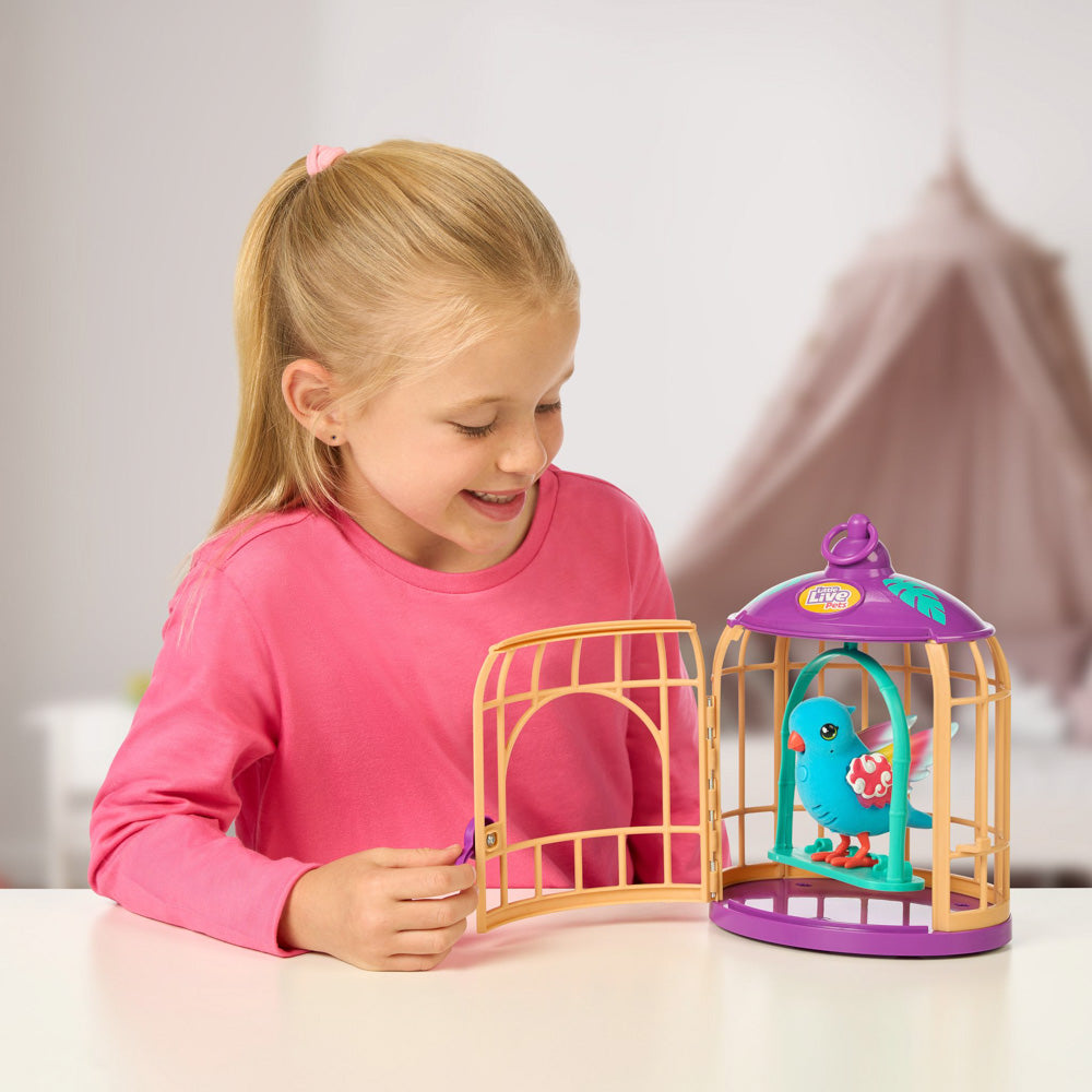 Little Live Pets Lil' Bird - Pango - Tweeting Singing Toy Bird.