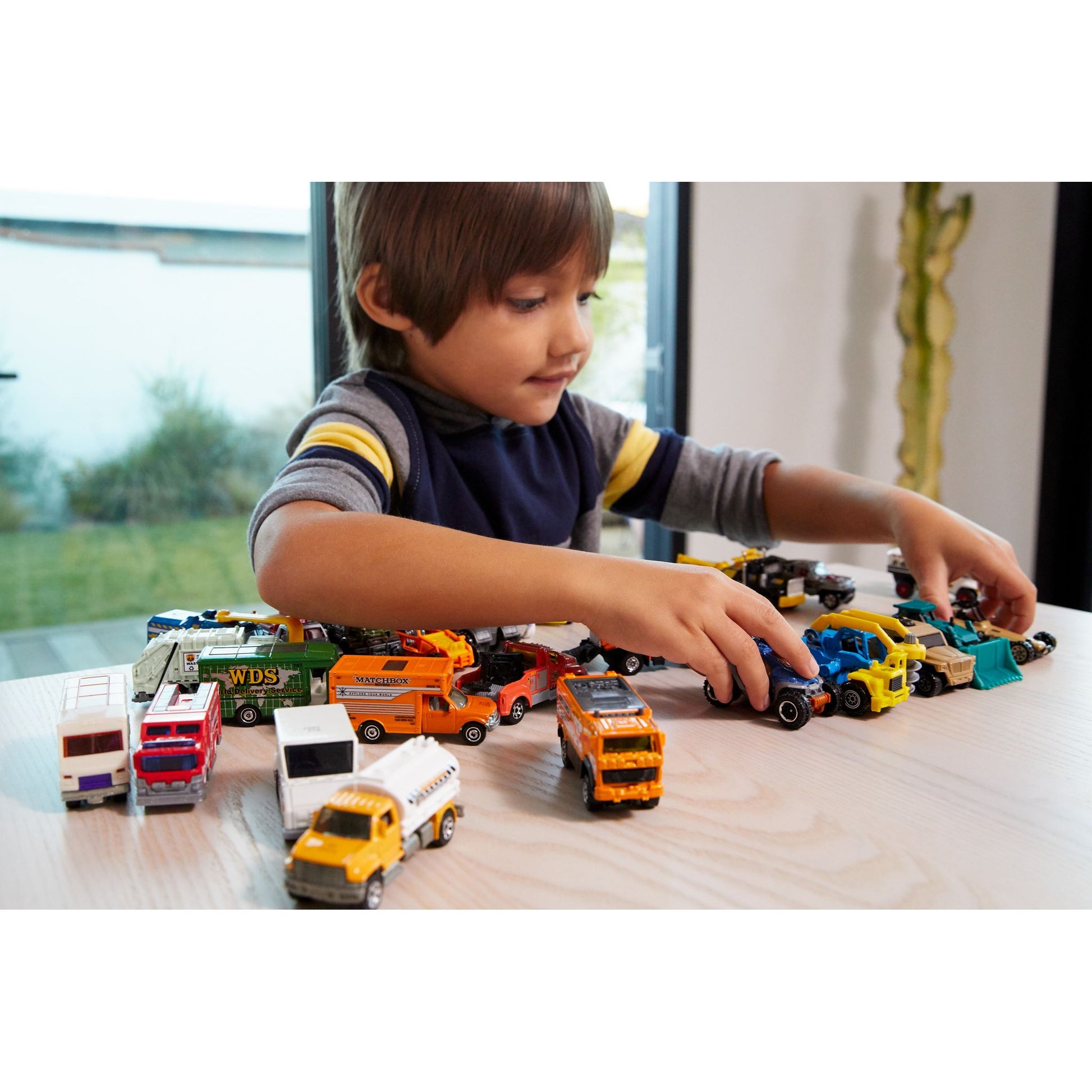 Matchbox Basic Car Collection Assorted Styles - Toyworld NZ