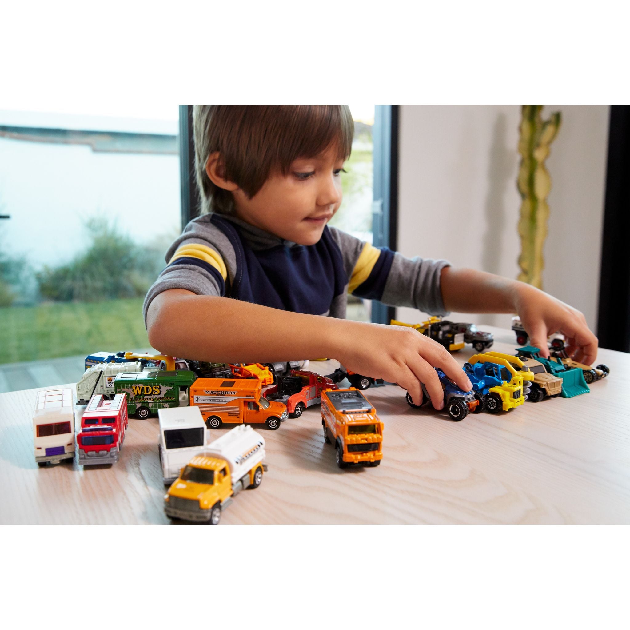 Matchbox Basic Car Collection Assorted Styles - Toyworld NZ