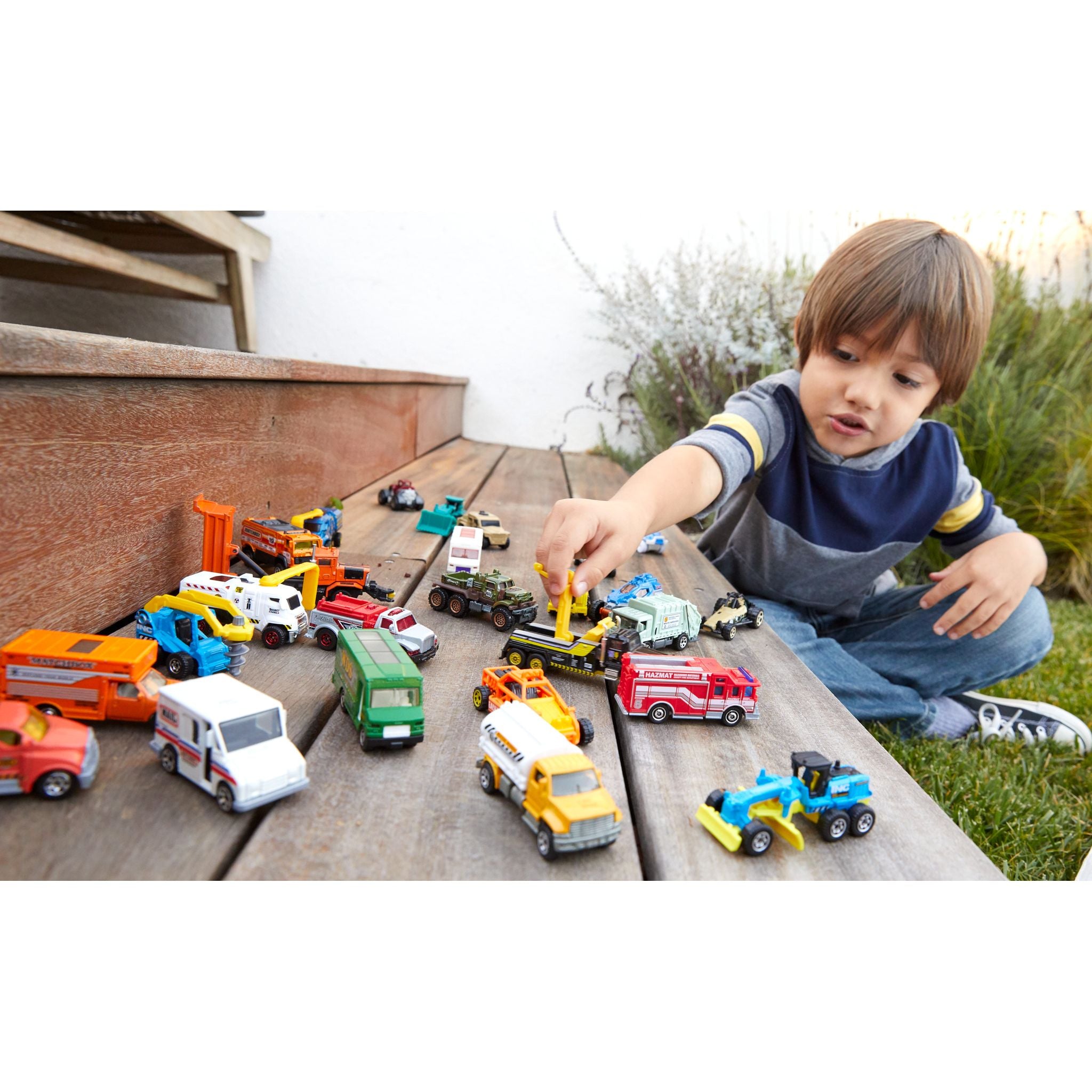 Matchbox Basic Car Collection Assorted Styles - Toyworld NZ