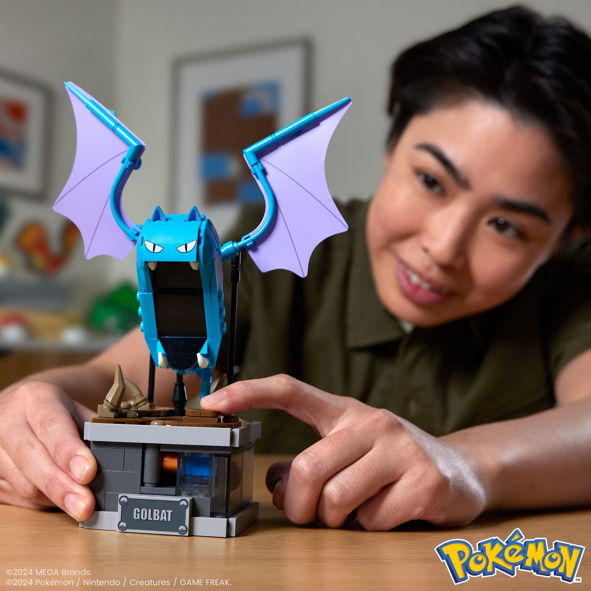 MEGA Showcase Pokemon Mini Motion Golbat