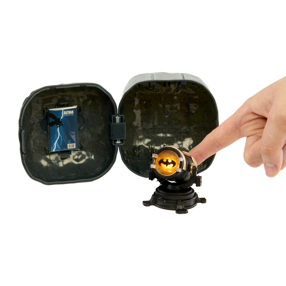 MGA's Miniverse - Make It Mini Batman blind box toys.