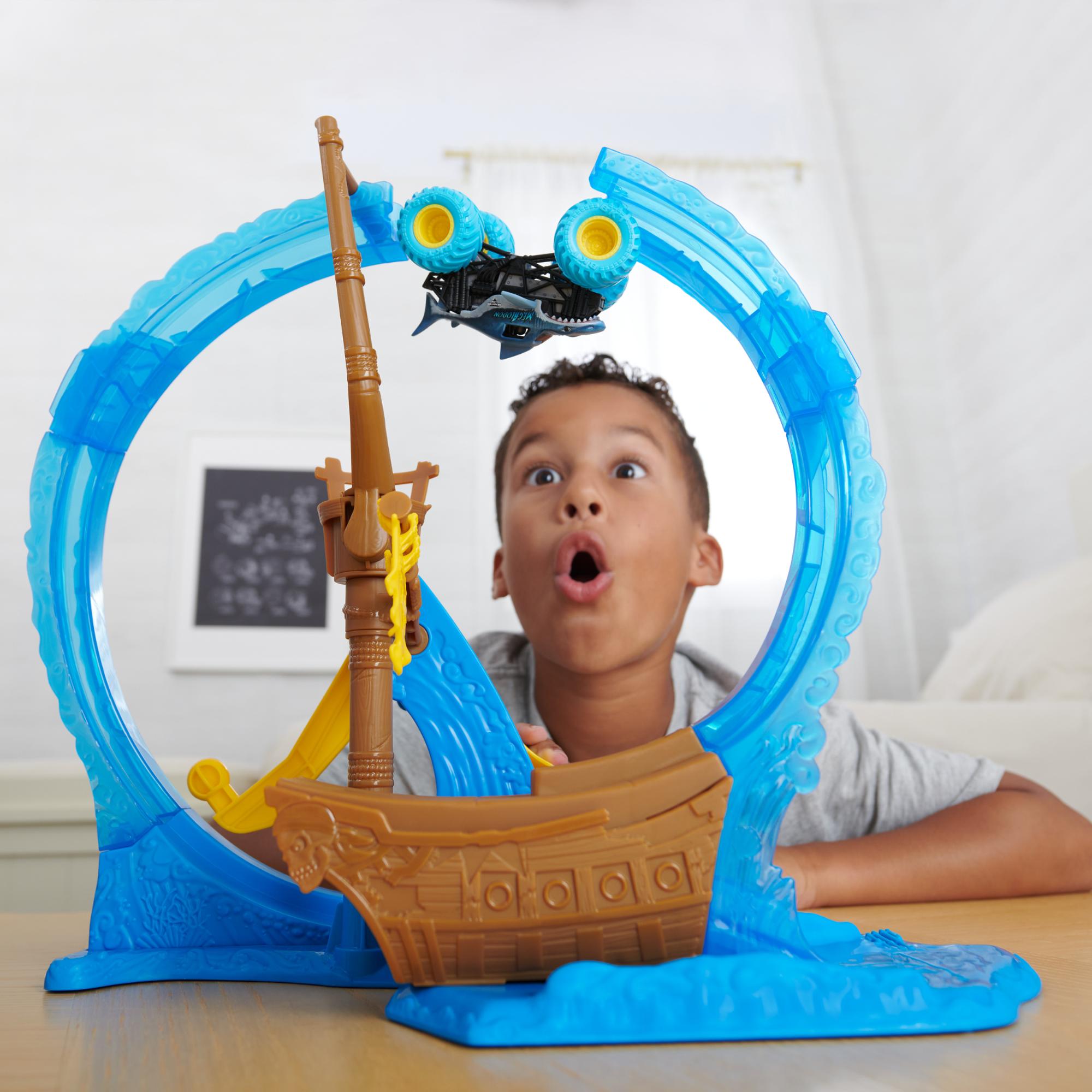 Monster Jam Megalodon Loop Of Doom Stunt Playset – Toyworld NZ