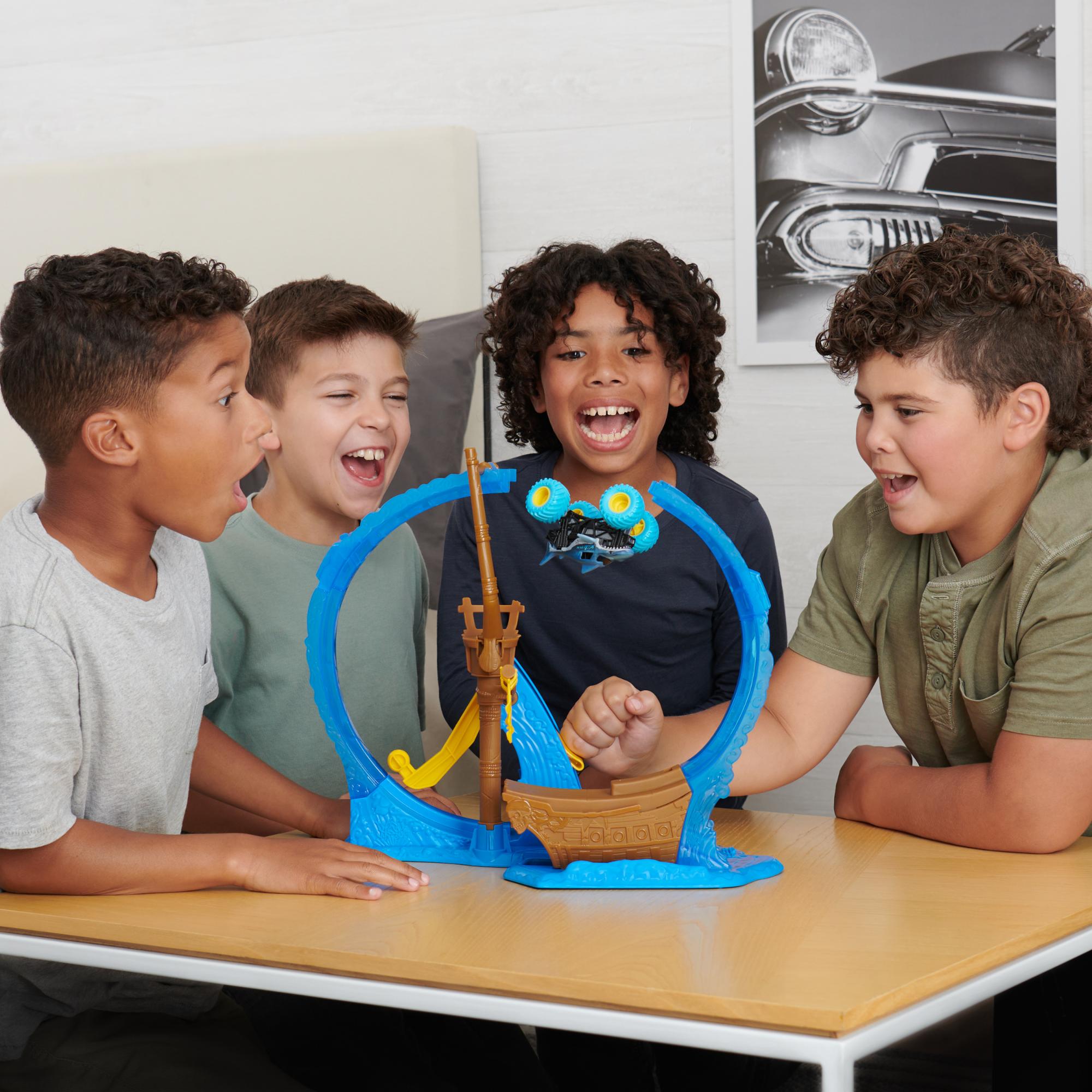 Monster Jam Megalodon Loop Of Doom Stunt Playset – Toyworld NZ