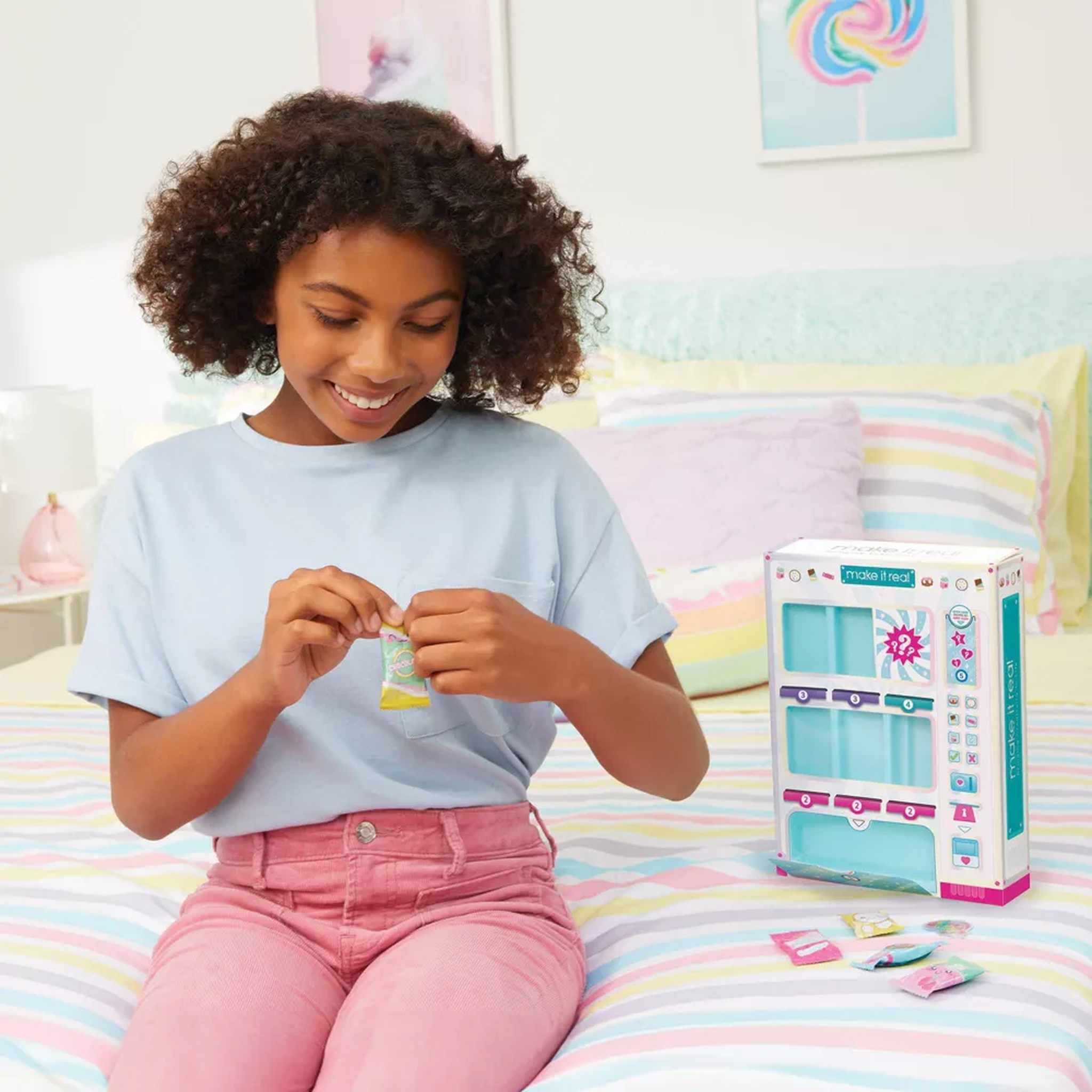 Make It Real Snacker Bracelet Vending Machine