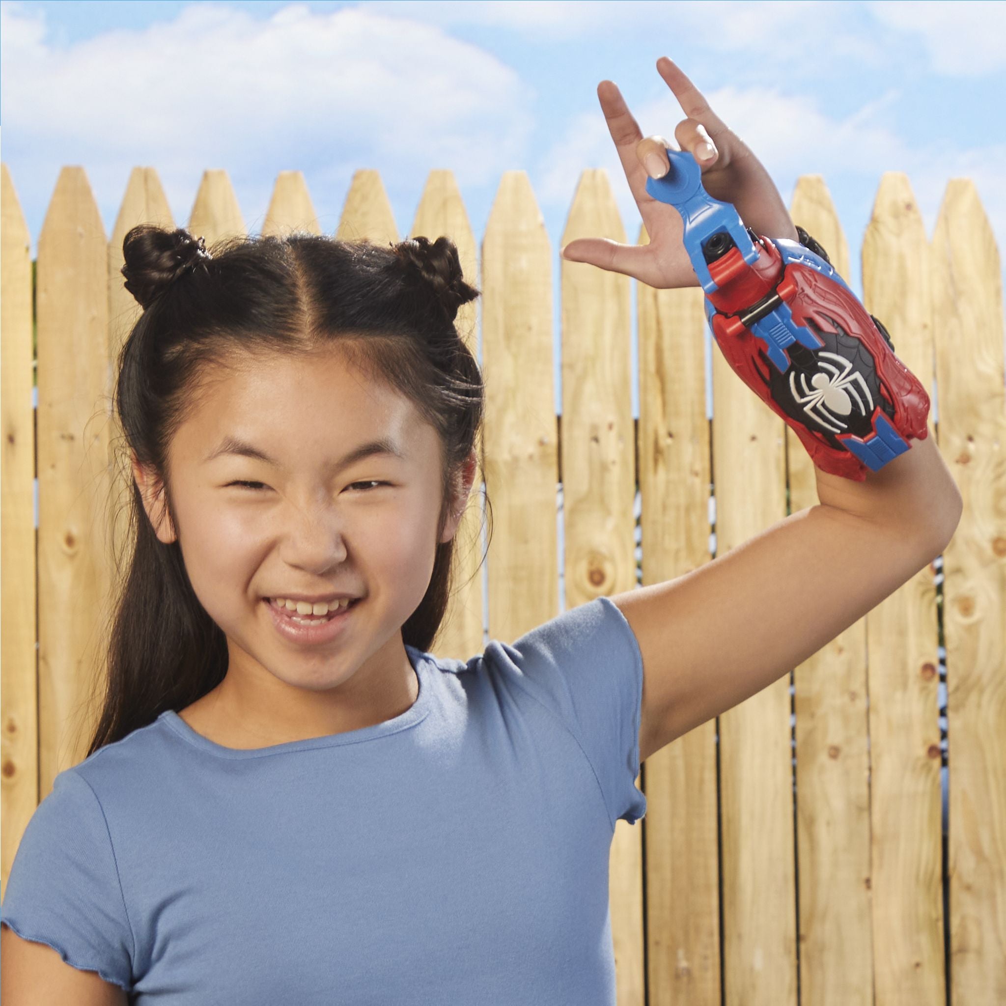 Spider-Man  Real Webs Ultimate Web Blaster - Toyworld NZ