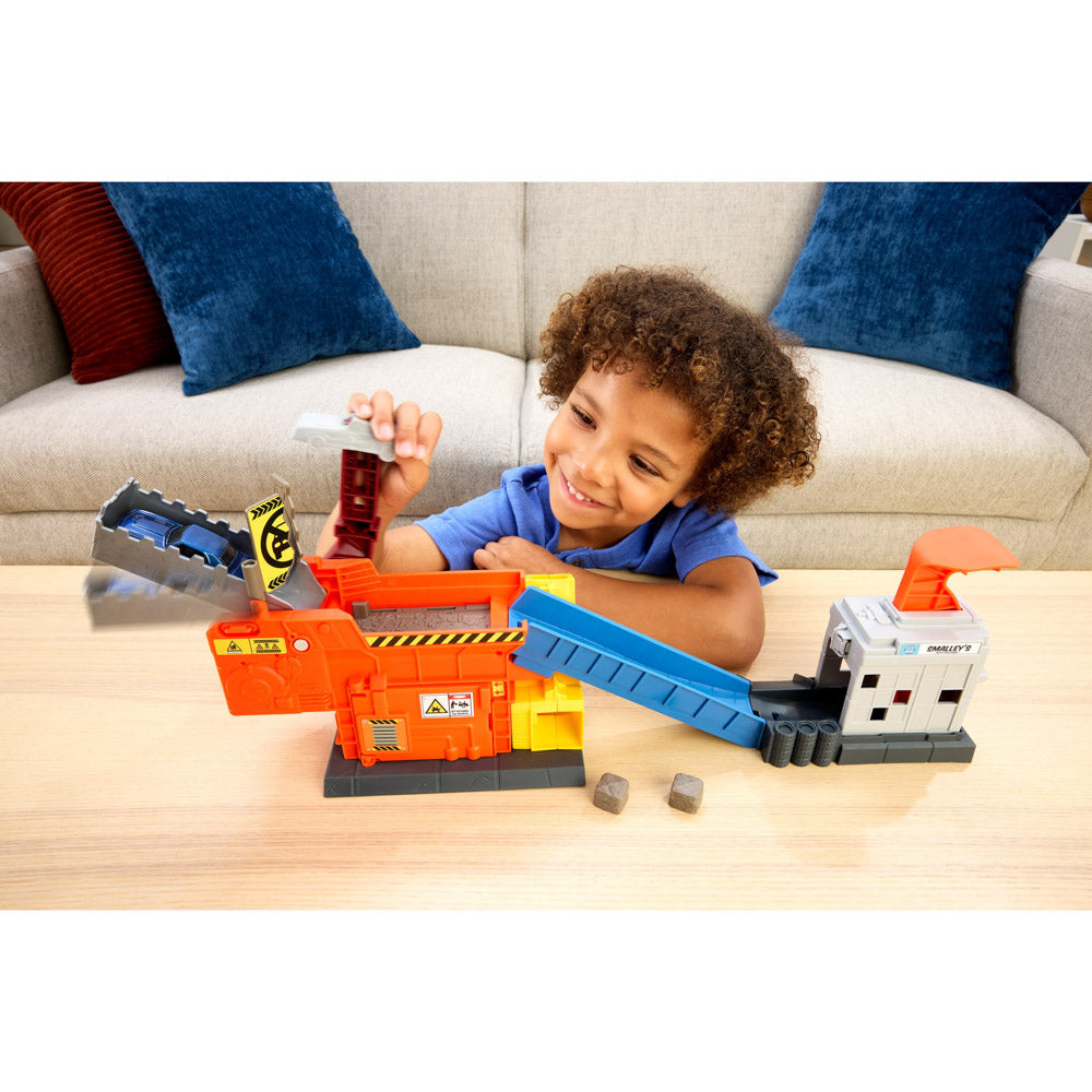 Matchbox The Movie Smalley's Launch & Crush Station Vehicle Playset.