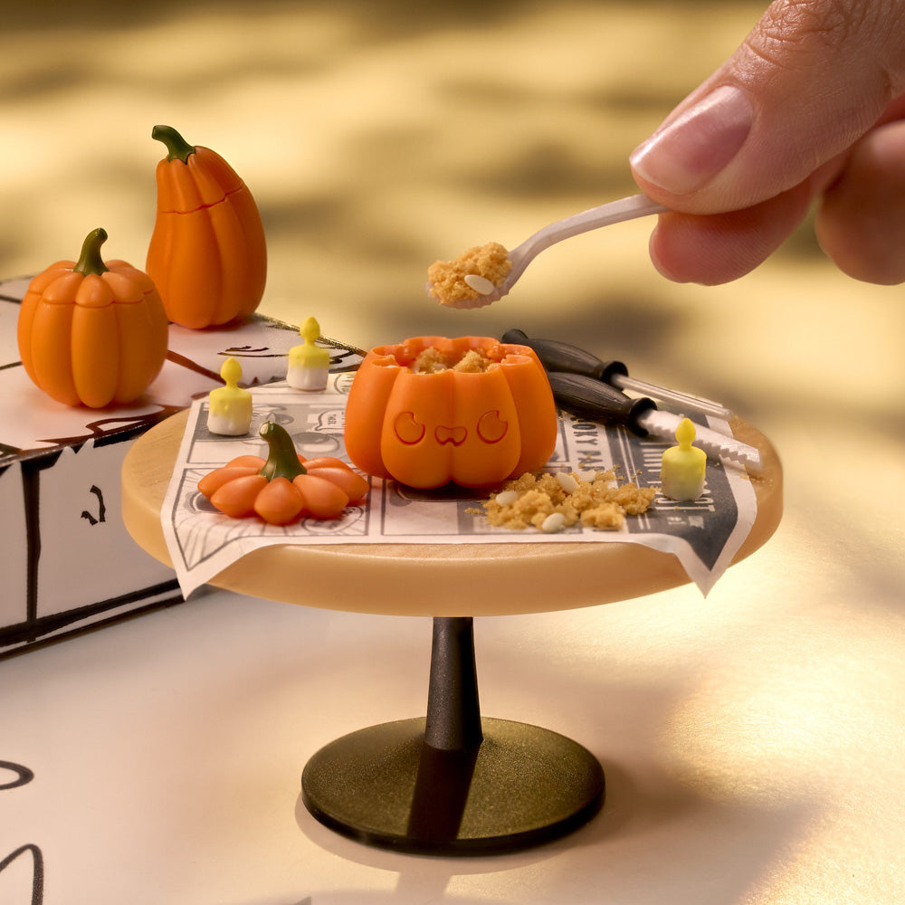Miniverse Make It Mini Halloween blind ball box