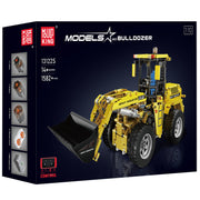 Mould King 13122 Bucket Loader Bulldozer Remote Controlled Building Set, in packaging