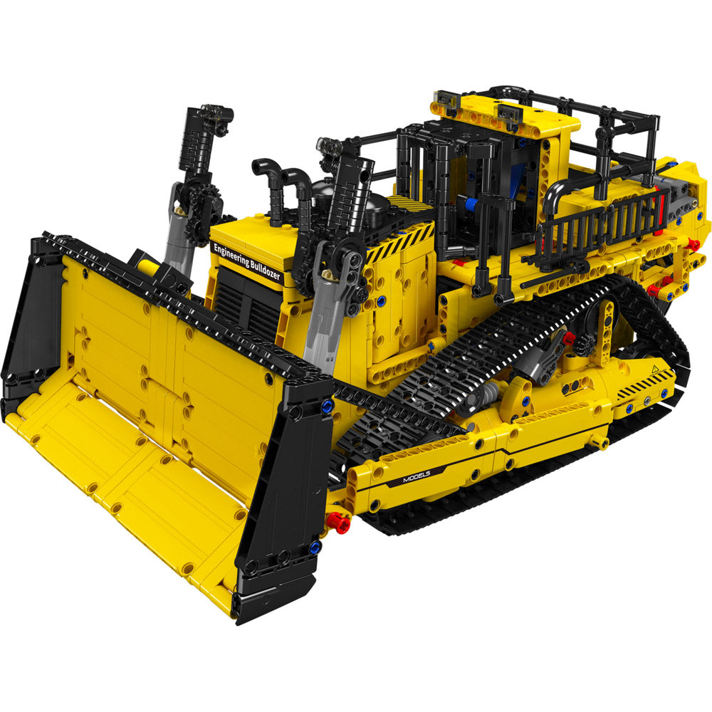 Front view of the Mould King 15084 D11 Bulldozer Model RC Building Set