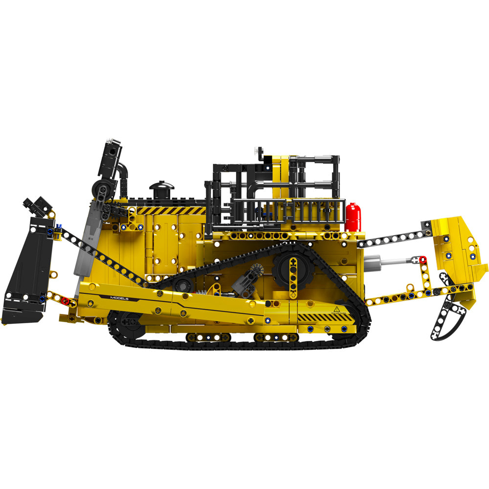 Side view of the Mould King 15084 D11 Bulldozer Model RC Building Set