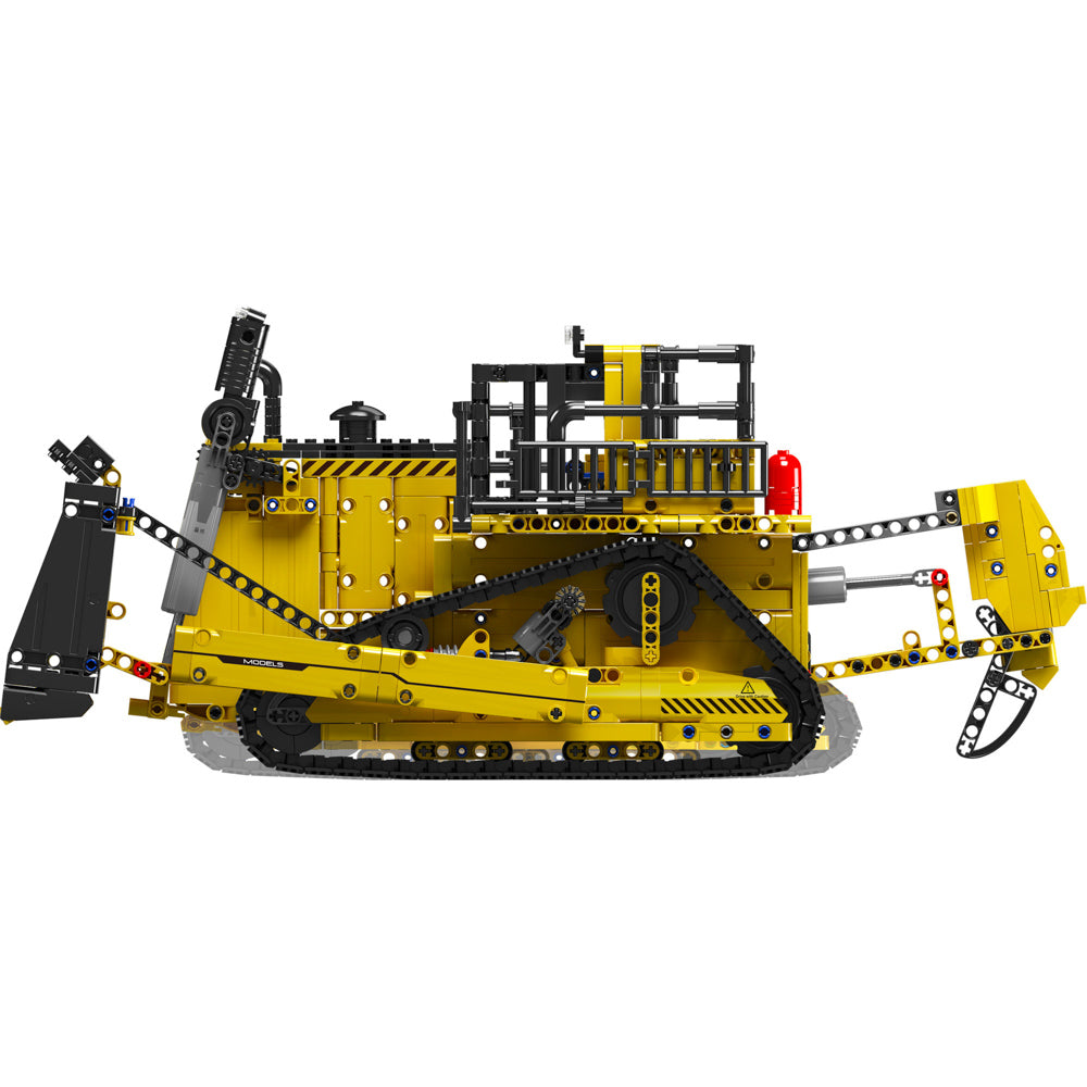 Side view of the Mould King 15084 D11 Bulldozer Model RC Building Set