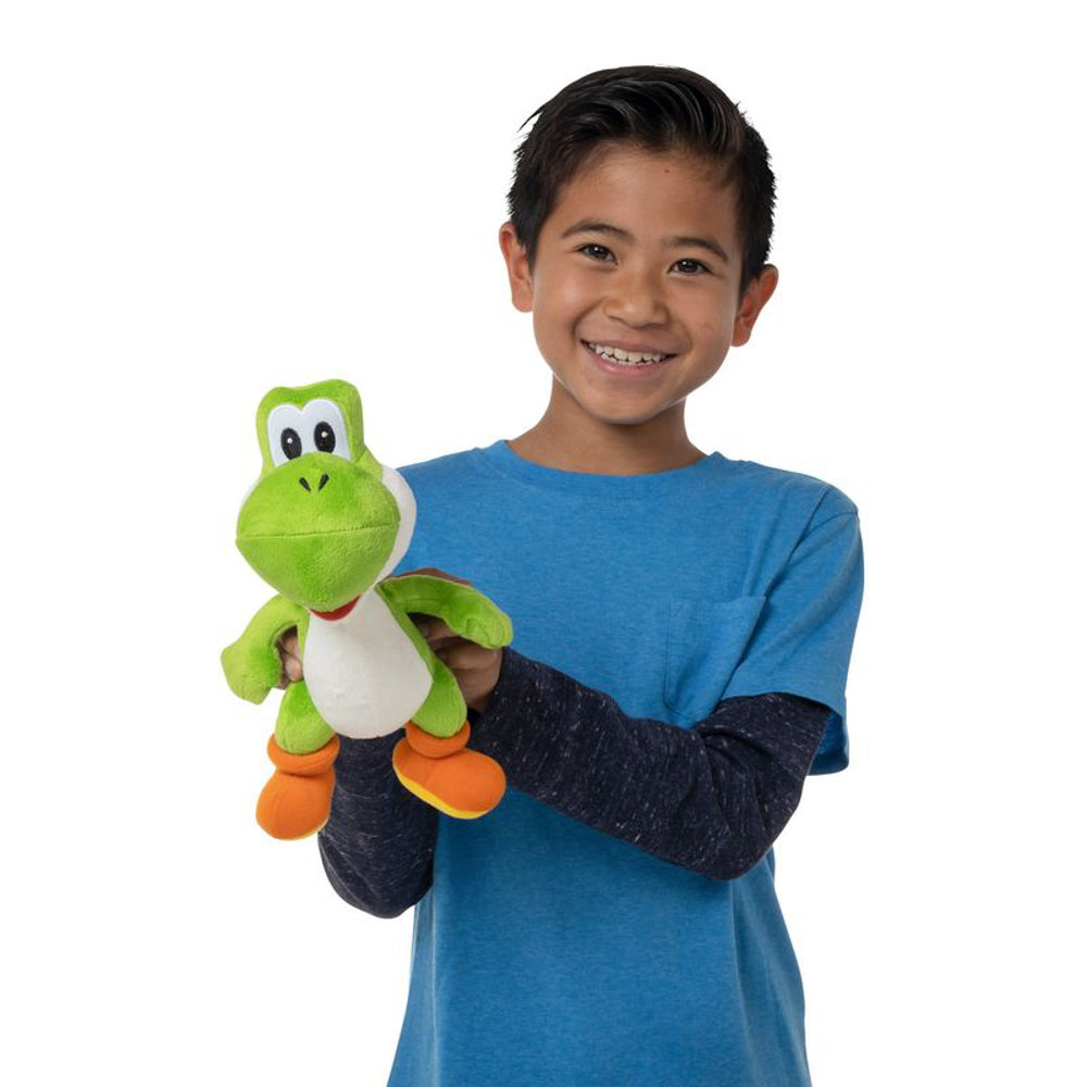 Nintendo Super Mario 6 Inch Plush - Yoshi soft toy.