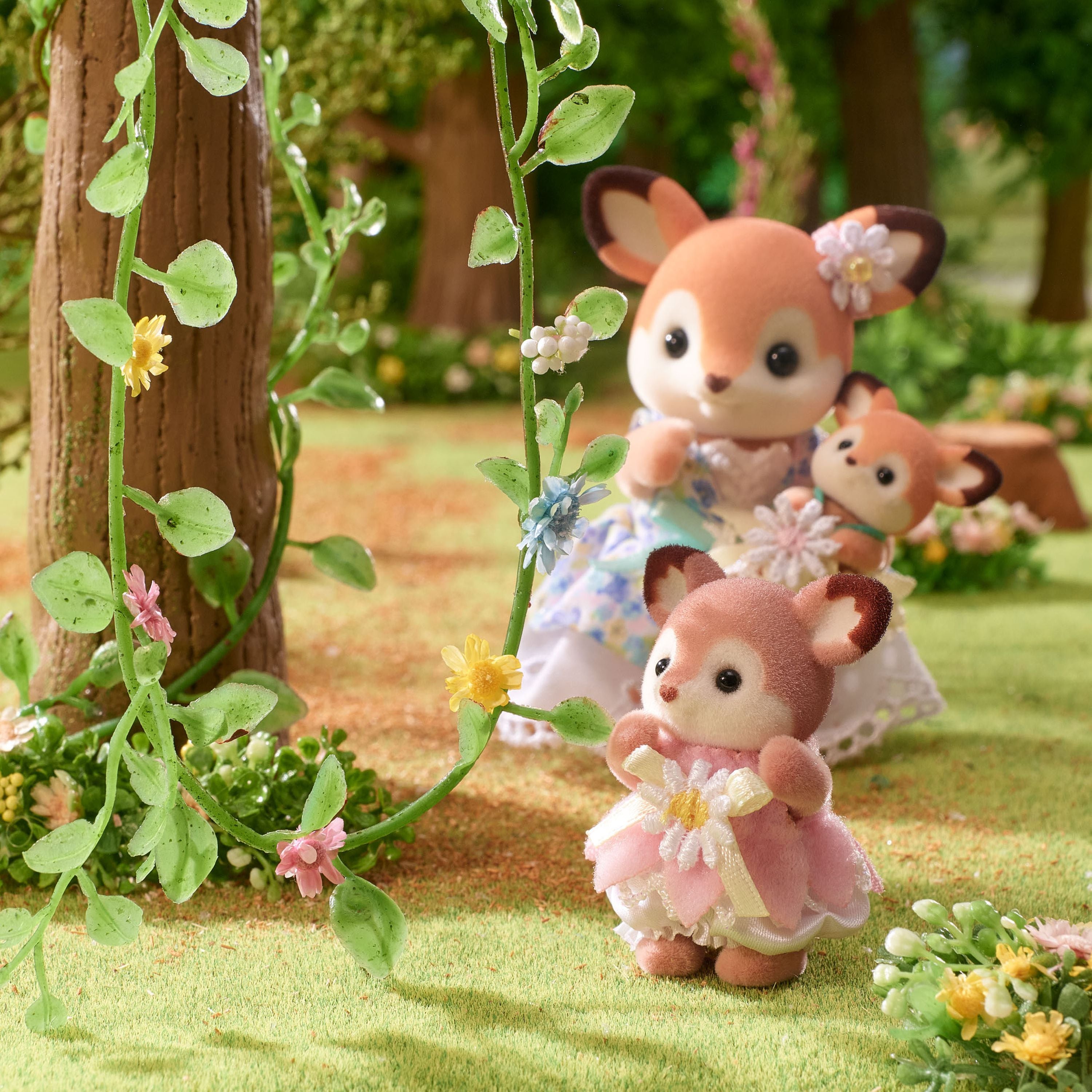Sylvanian Families Deer Babies Floral Swing Set