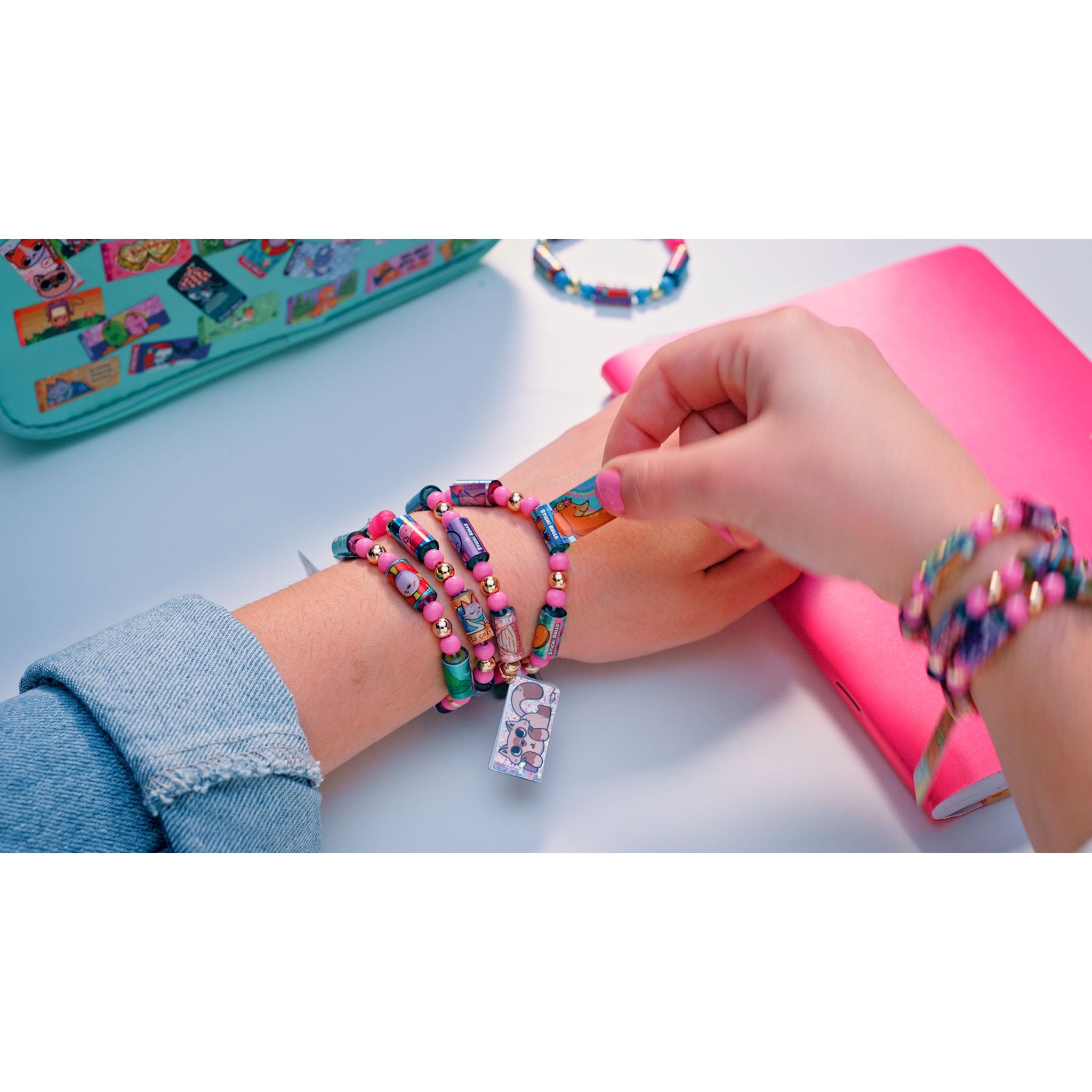 Sticki Rolls Series 1 Sticki Station DIY Jewellery Kit