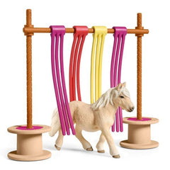 Schleich Farm World Pony Curtain Obstacle Set