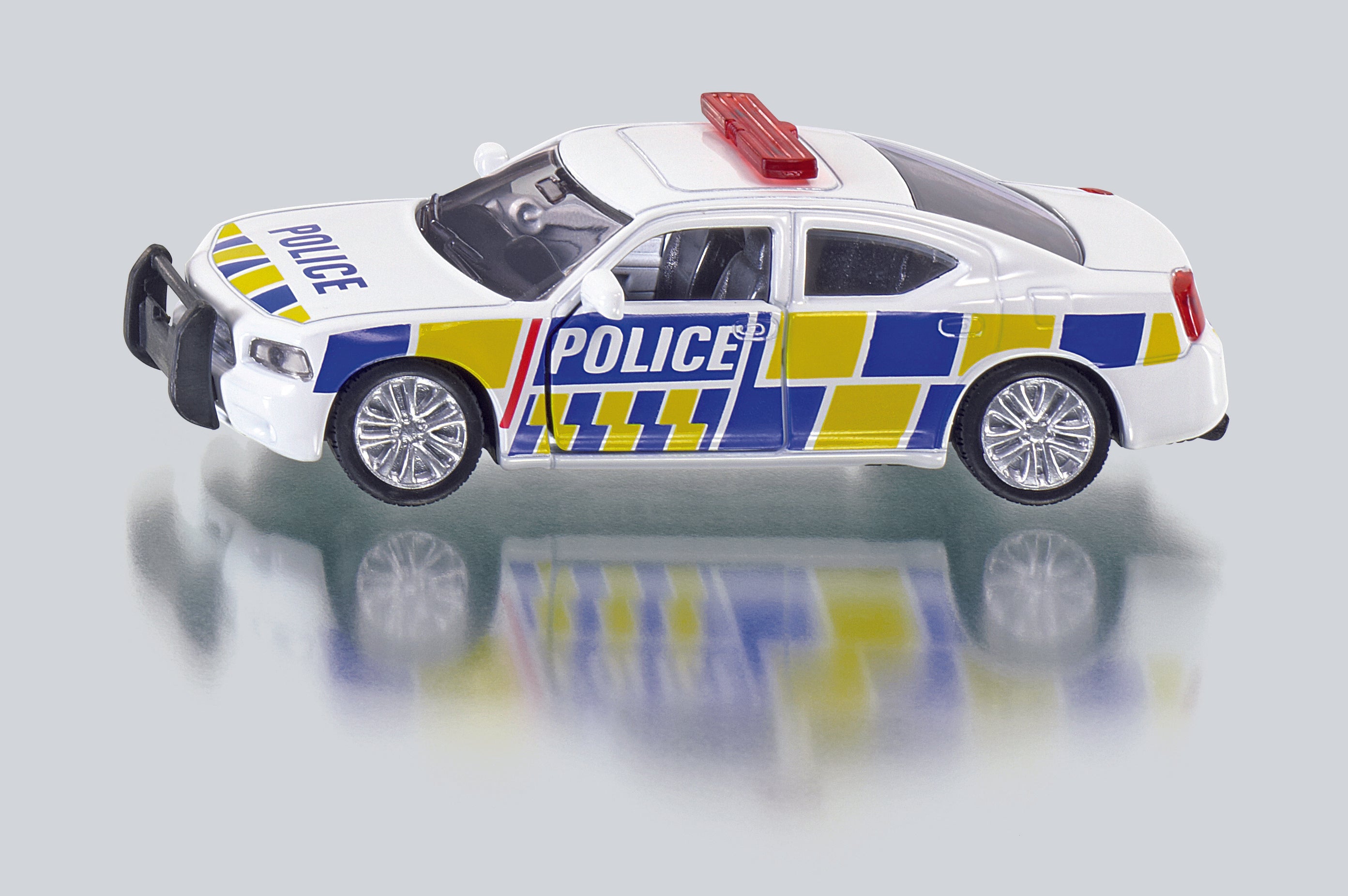 Siku 1598Nz Nz Police Car - Toyworld NZ