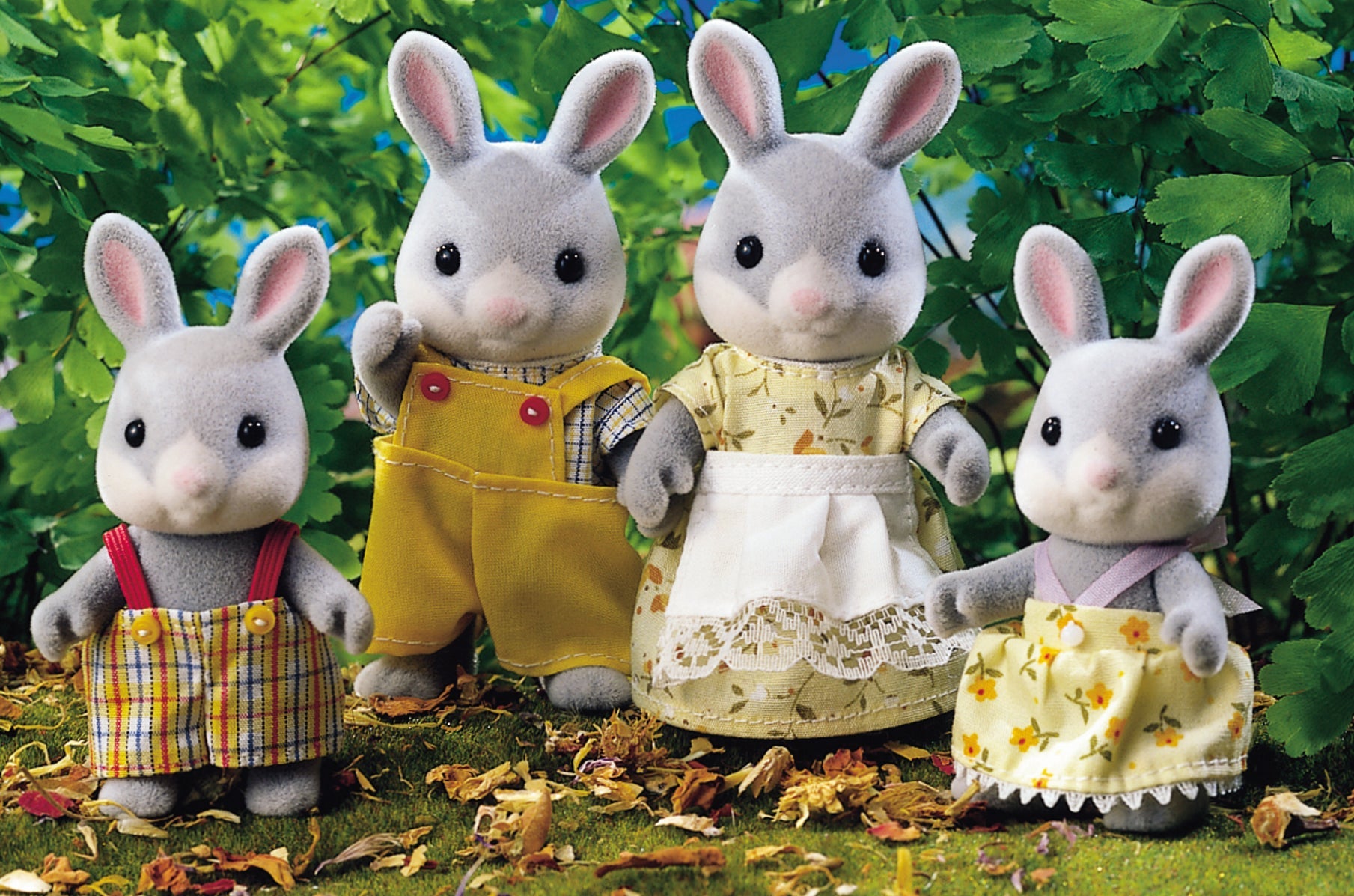 Sylvanian Families Cottontail Rabbit Family - Toyworld NZ