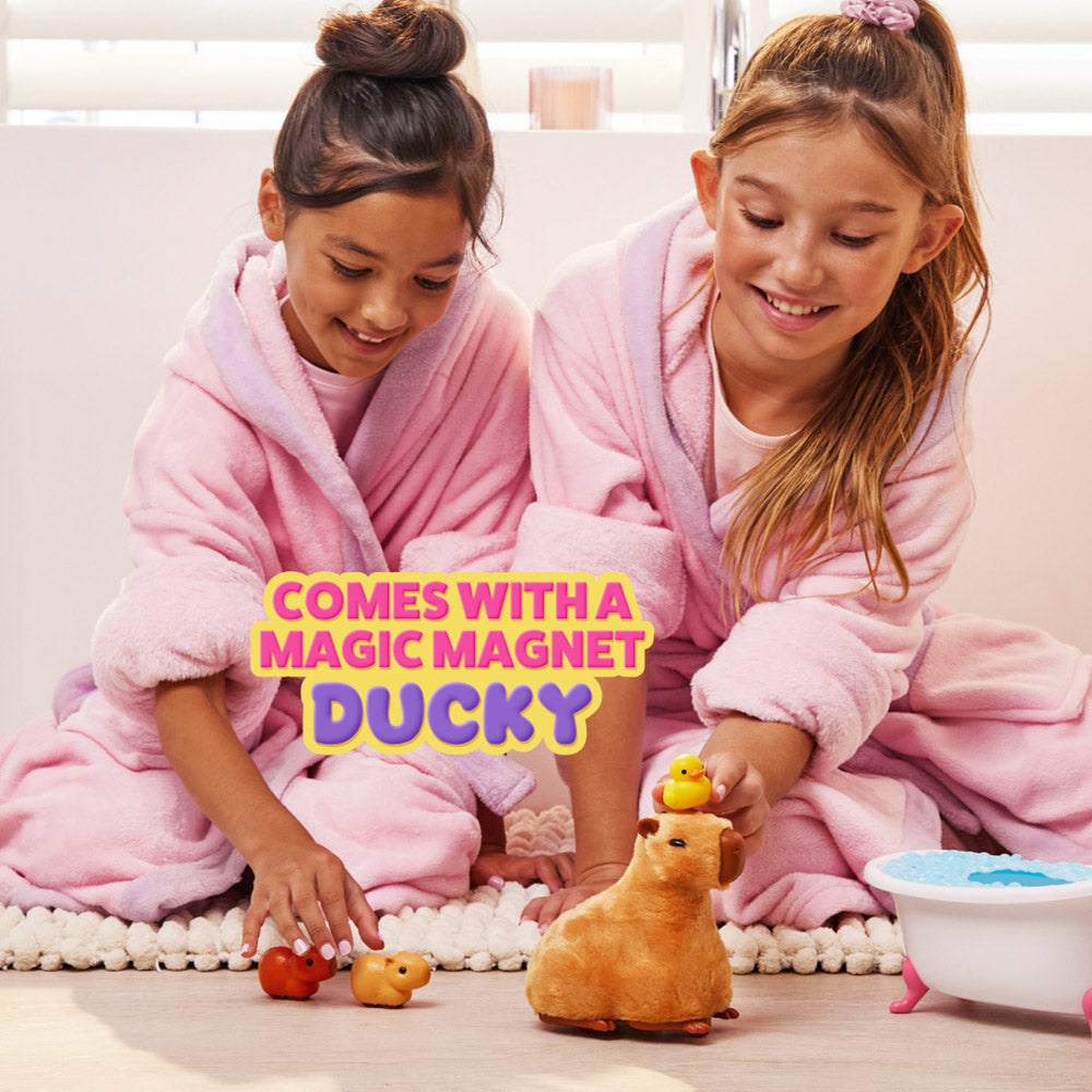 Girls playing with the ZURU Pets Alive Walking Mama Capybara and Baby Surprise toy